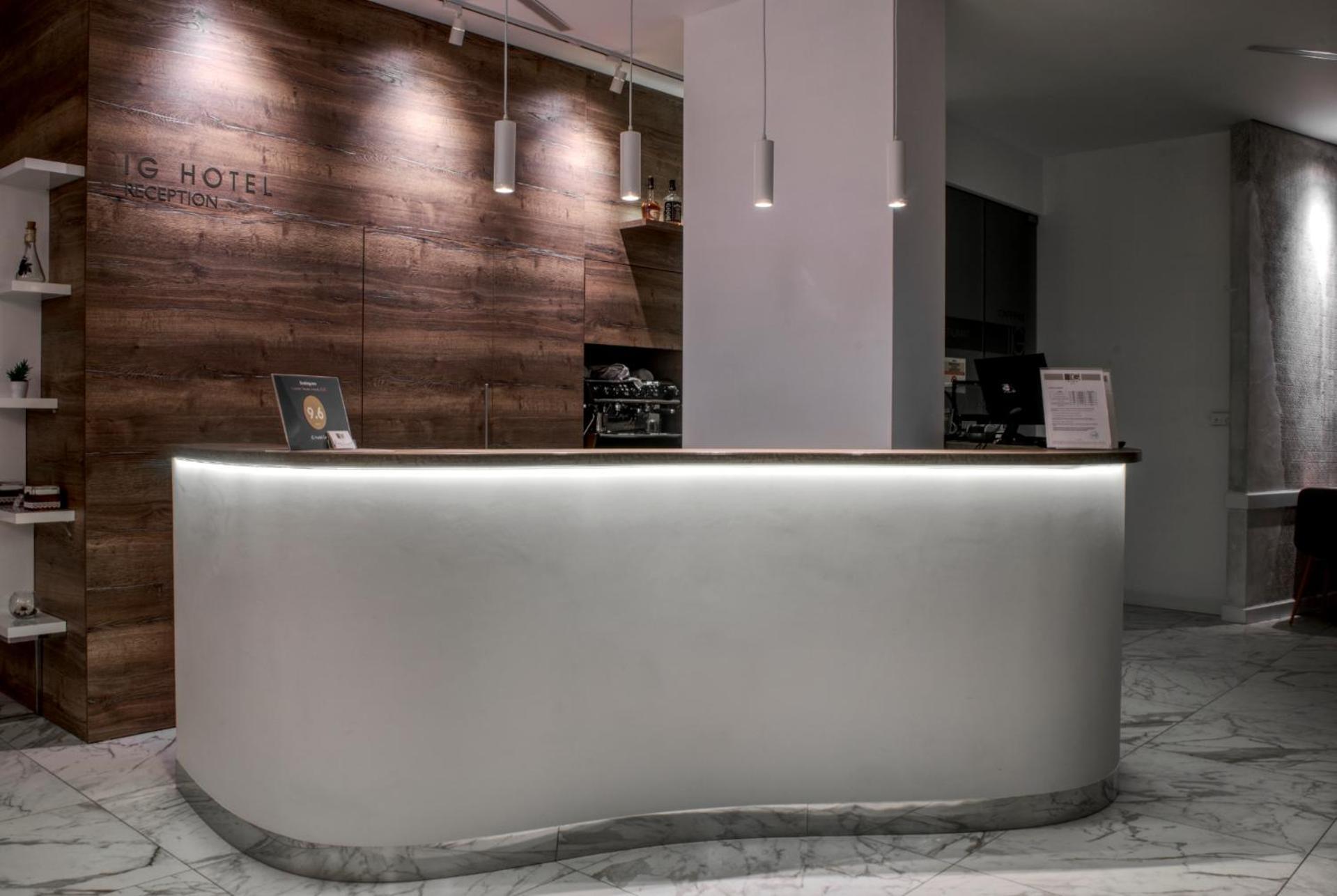 Ig Hotel Gornji Milanovac Exteriör bild