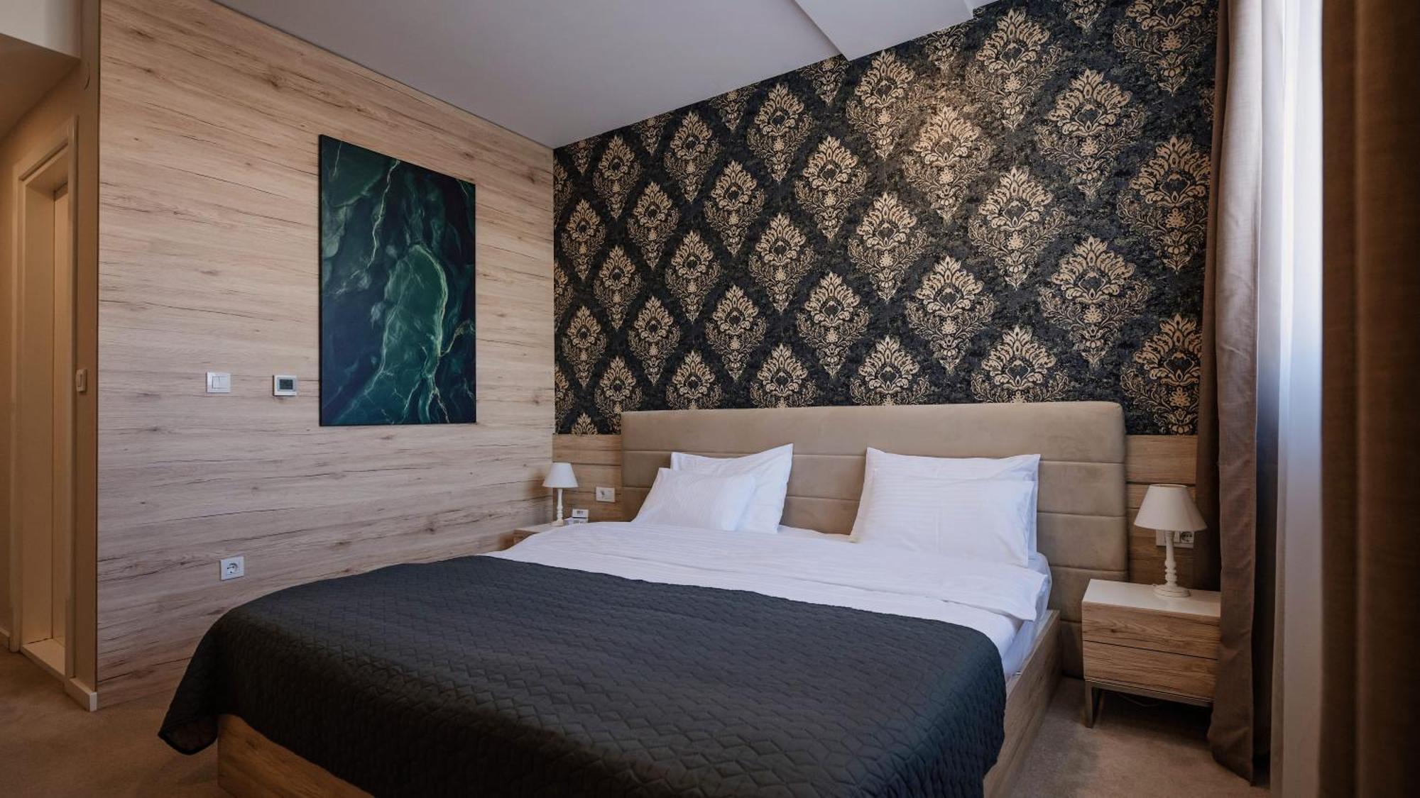Ig Hotel Gornji Milanovac Exteriör bild