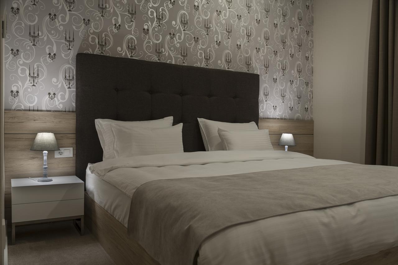 Ig Hotel Gornji Milanovac Exteriör bild