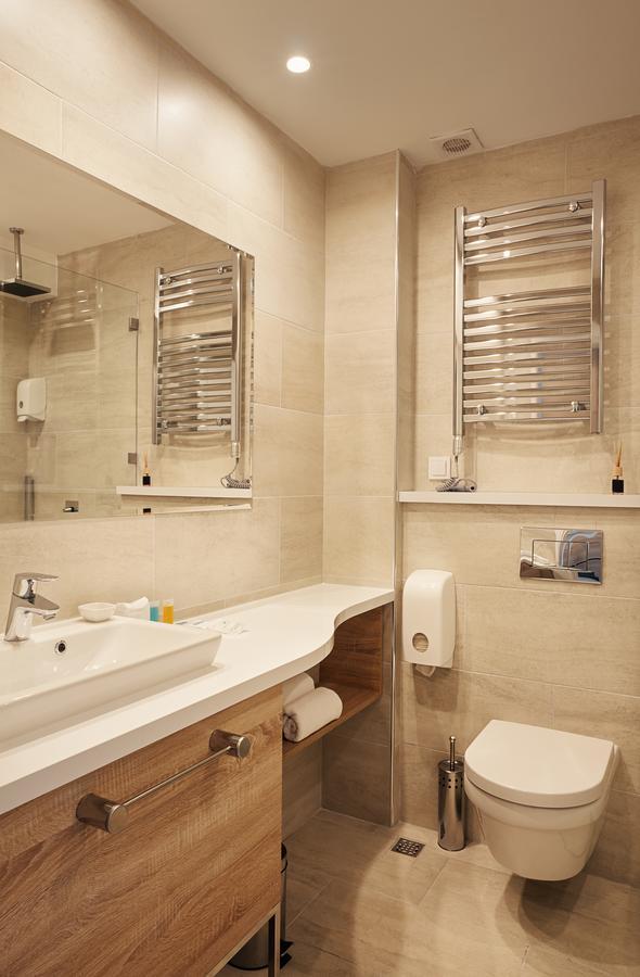 Ig Hotel Gornji Milanovac Exteriör bild