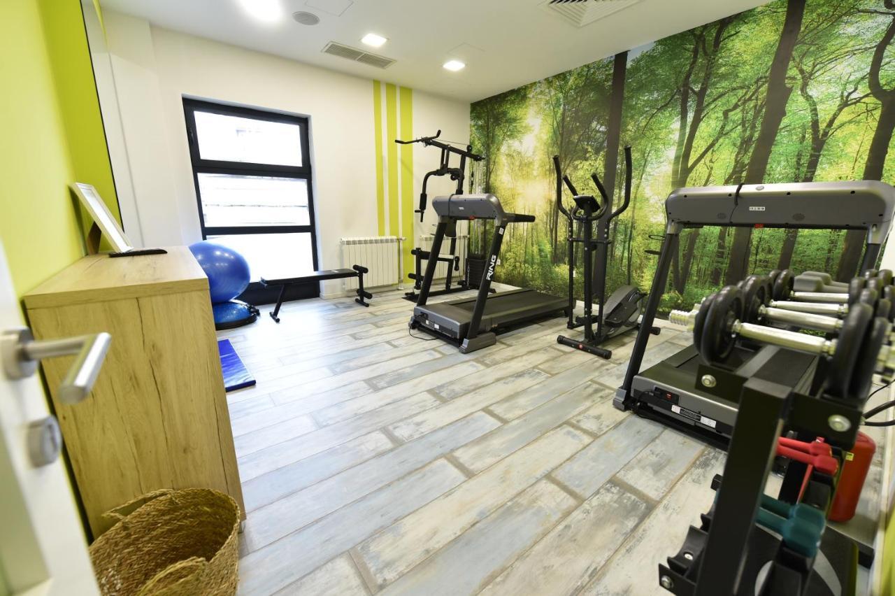 Ig Hotel Gornji Milanovac Exteriör bild
