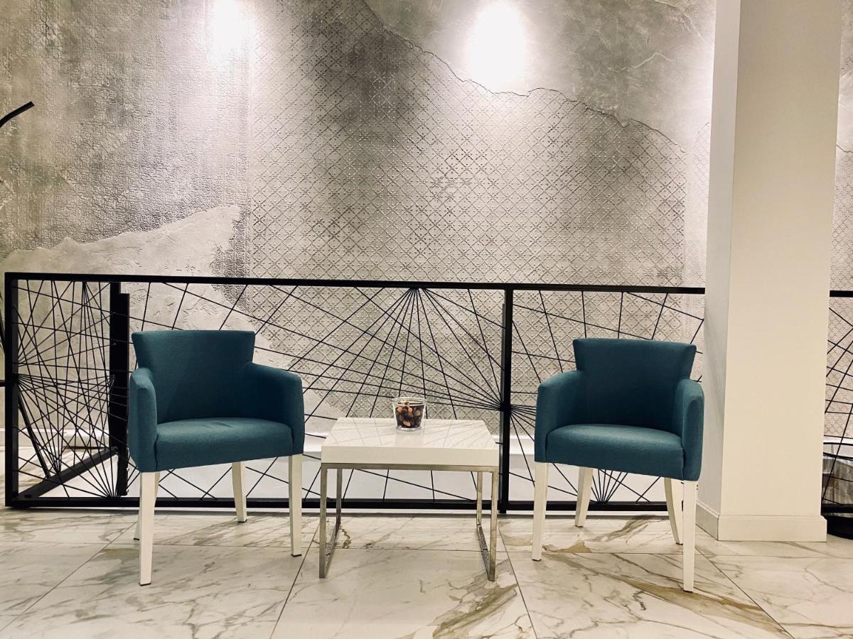 Ig Hotel Gornji Milanovac Exteriör bild